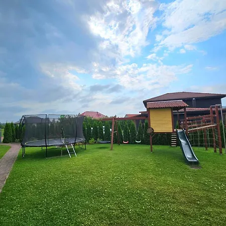 Дом отдыха Tiny Sauna House With Terrace